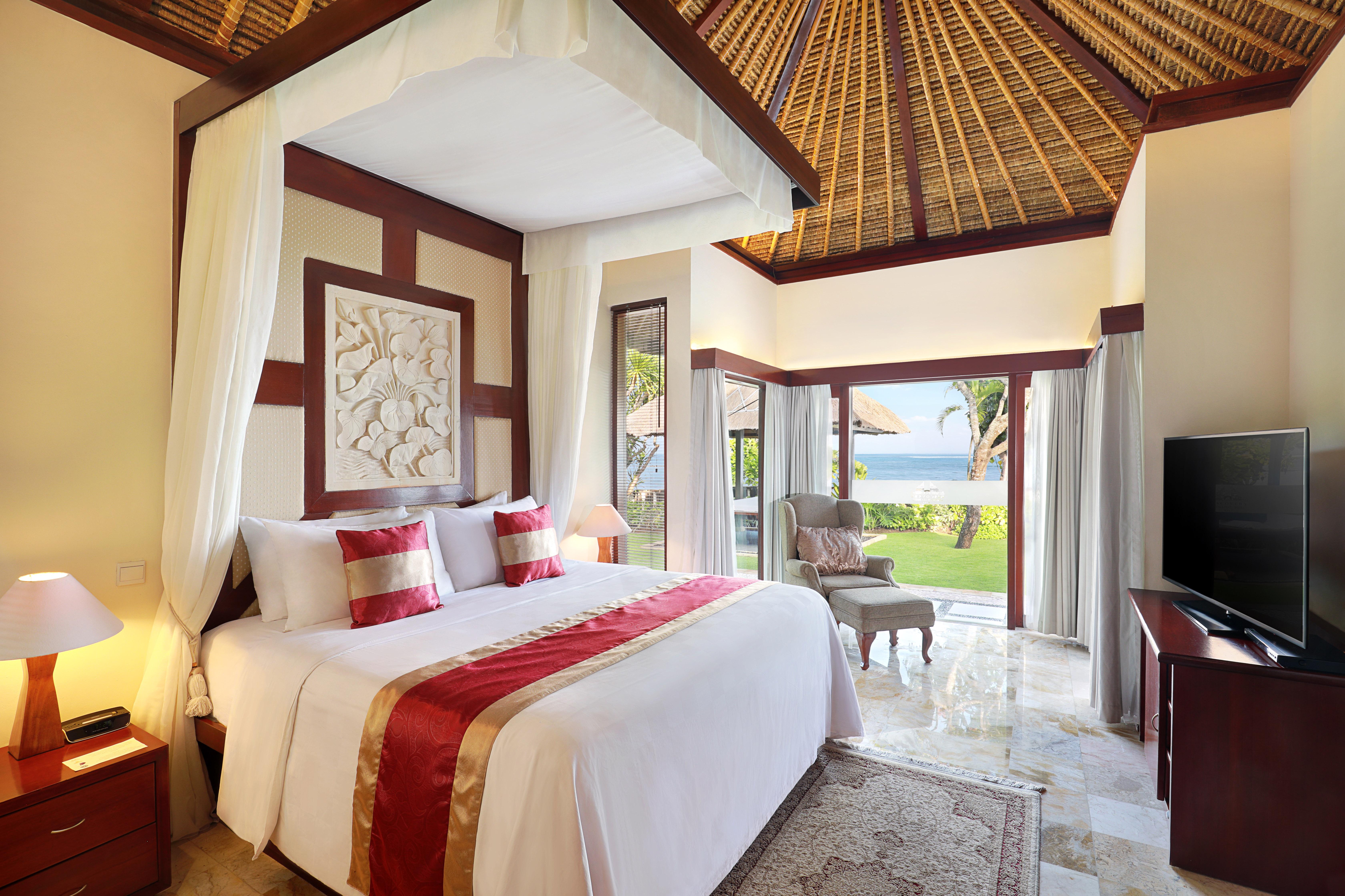 Discovery Kartika Plaza Hotel Kuta Lombok Exteriér fotografie A bedroom at the Westin Maldives